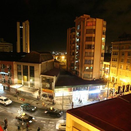 Hotel Puerta De Alcala ヴァルパライソ エクステリア 写真