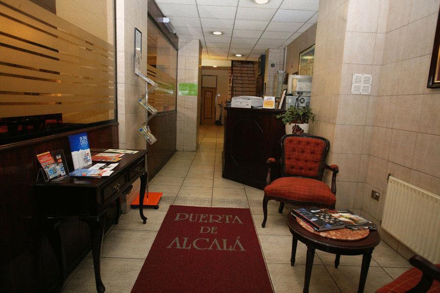Hotel Puerta De Alcala ヴァルパライソ エクステリア 写真