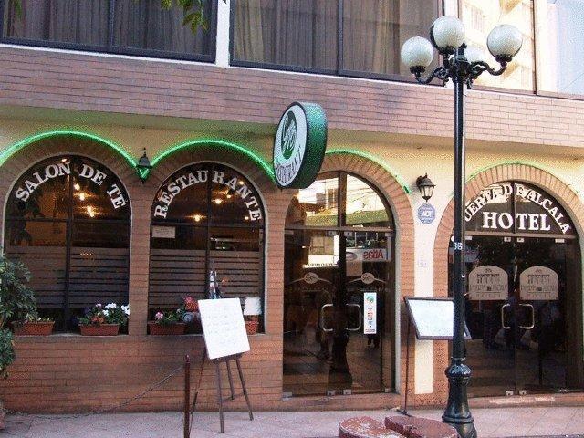 Hotel Puerta De Alcala ヴァルパライソ エクステリア 写真